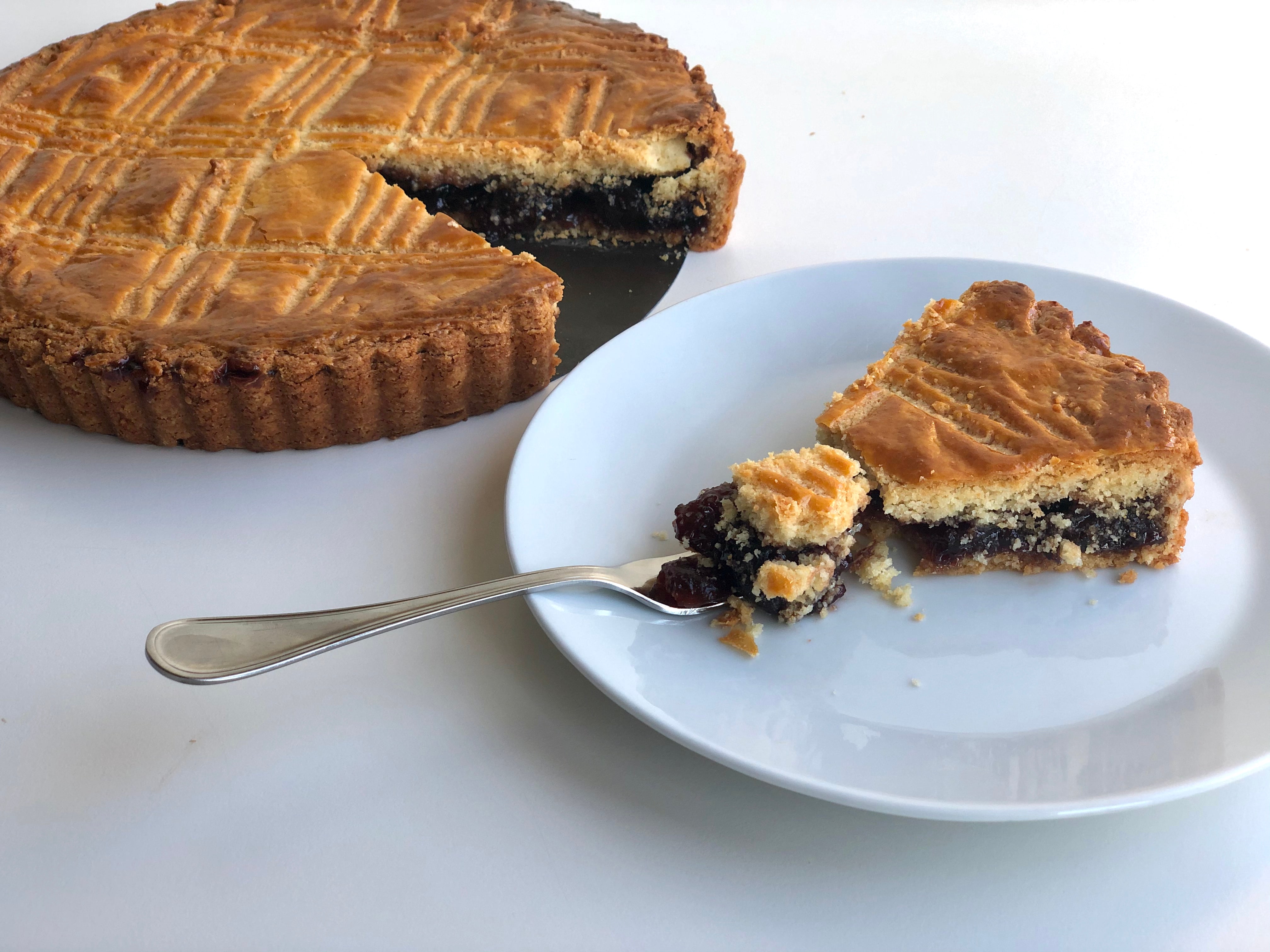 Foto de Pastel vasco de cerezas